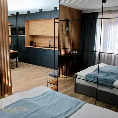 Long Gardens Premium Old Town Lägenhet