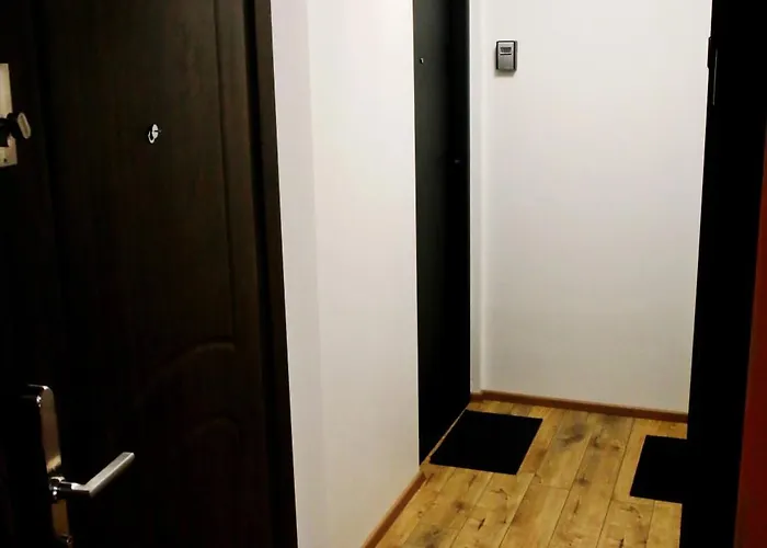 Long Gardens Premium Old Town