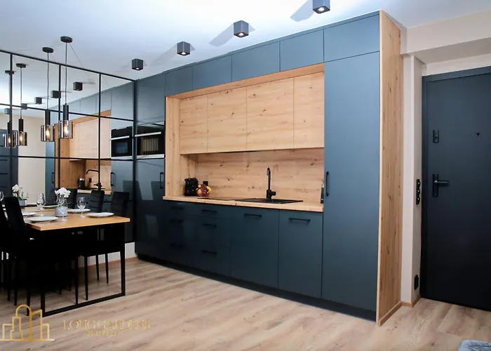 Long Gardens Premium Old Town *